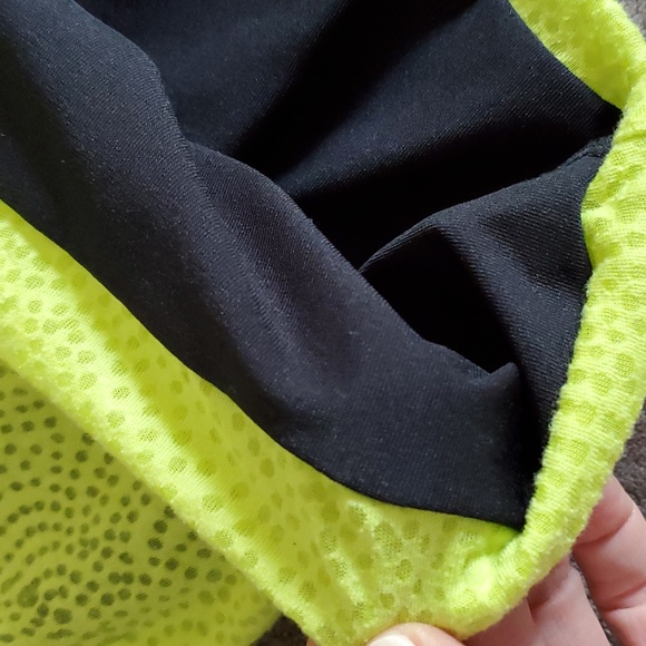 NWOT PrAna Mika Layered Athletic Tank Yellow Sheer Black Racerback Tank Medium - Picture 8 of 8